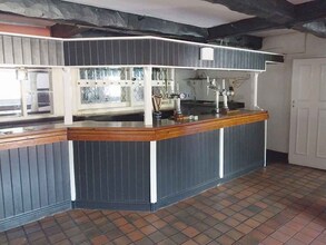 910 Burnley Rd E, Rossendale for lease Interior Photo- Image 2 of 5