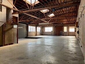 1036 Ashby Ave, Berkeley, CA for lease Interior Photo- Image 1 of 10