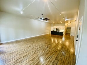 967 Academy, New Braunfels, TX à louer Photo intérieure- Image 2 de 10