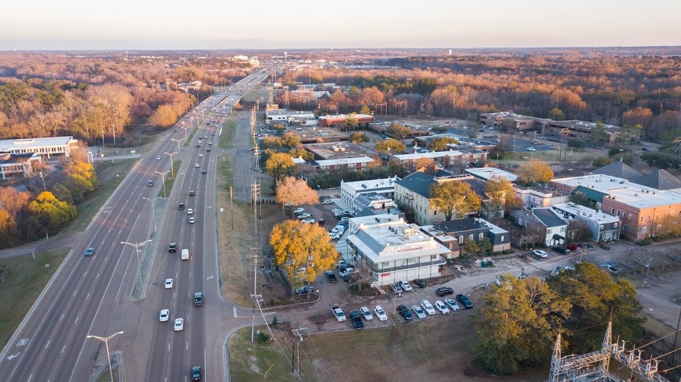 1855 Lakeland Dr, Jackson, MS for lease - Aerial - Image 2 of 8