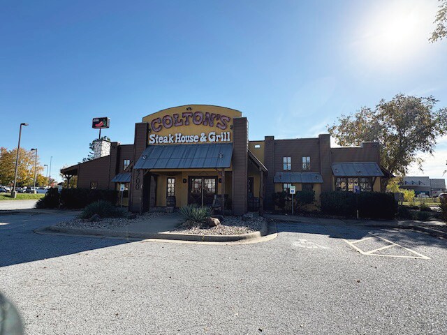 4700 W Locust St, Rogers, AR à louer - Photo du bâtiment - Image 2 de 10