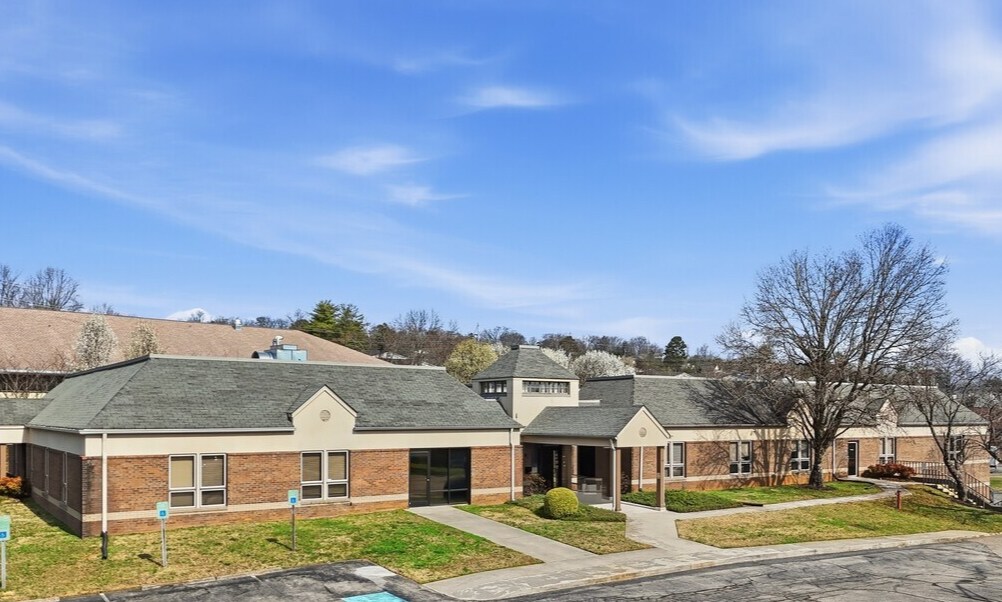 3001 Lake Brook Blvd, Knoxville, TN à vendre Photo principale- Image 1 de 16