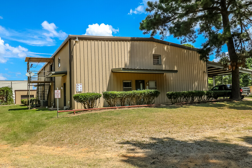 268 Joy Ln, Hallsville, TX for sale - Primary Photo - Image 1 of 1