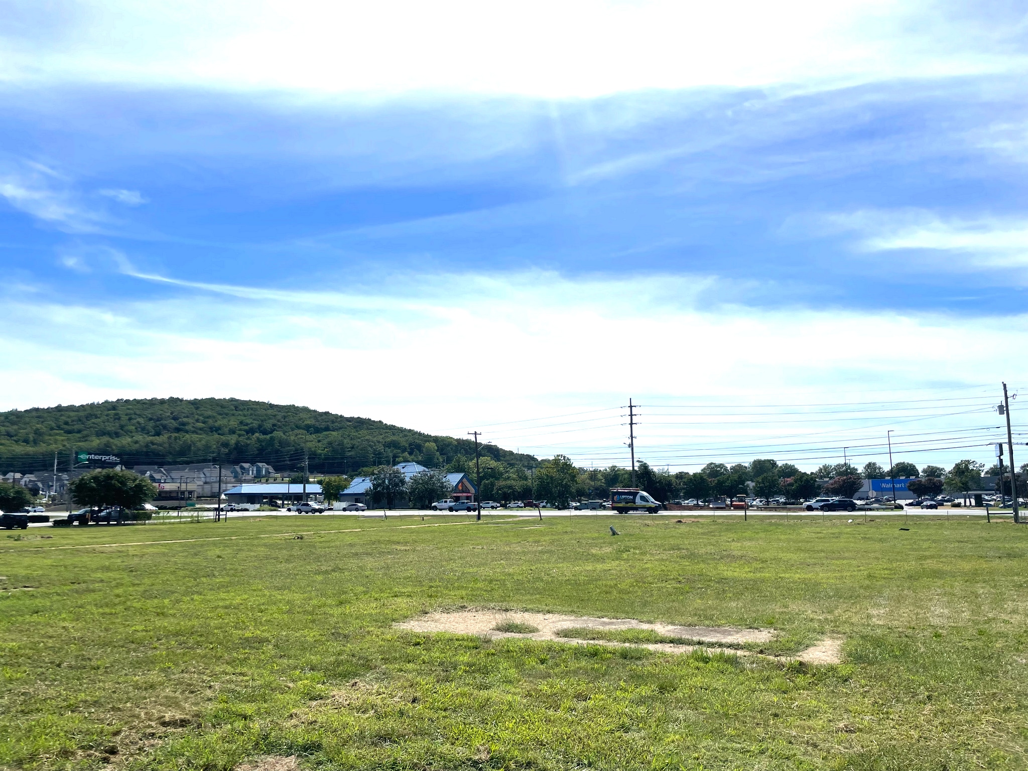 11801 Memorial Pky S, Huntsville, AL for sale Primary Photo- Image 1 of 6