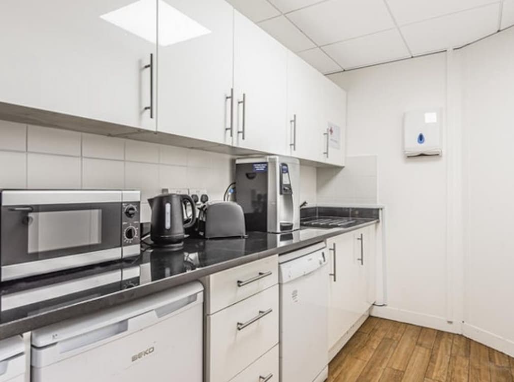 59 Church St, Staines for lease Interior Photo- Image 1 of 1