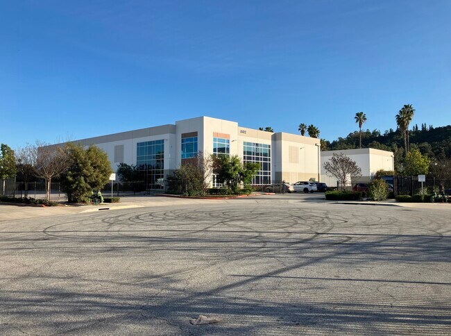 Plus de détails pour 802 Echelon Ct, City of Industry, CA - Bureau, Industriel à louer