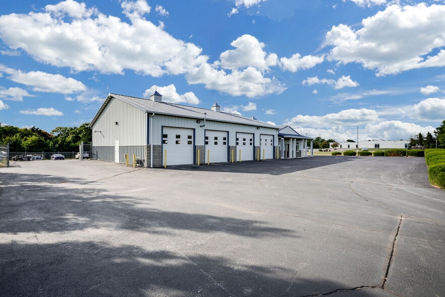 801 N River St, Derby, KS for sale - Building Photo - Image 3 of 32