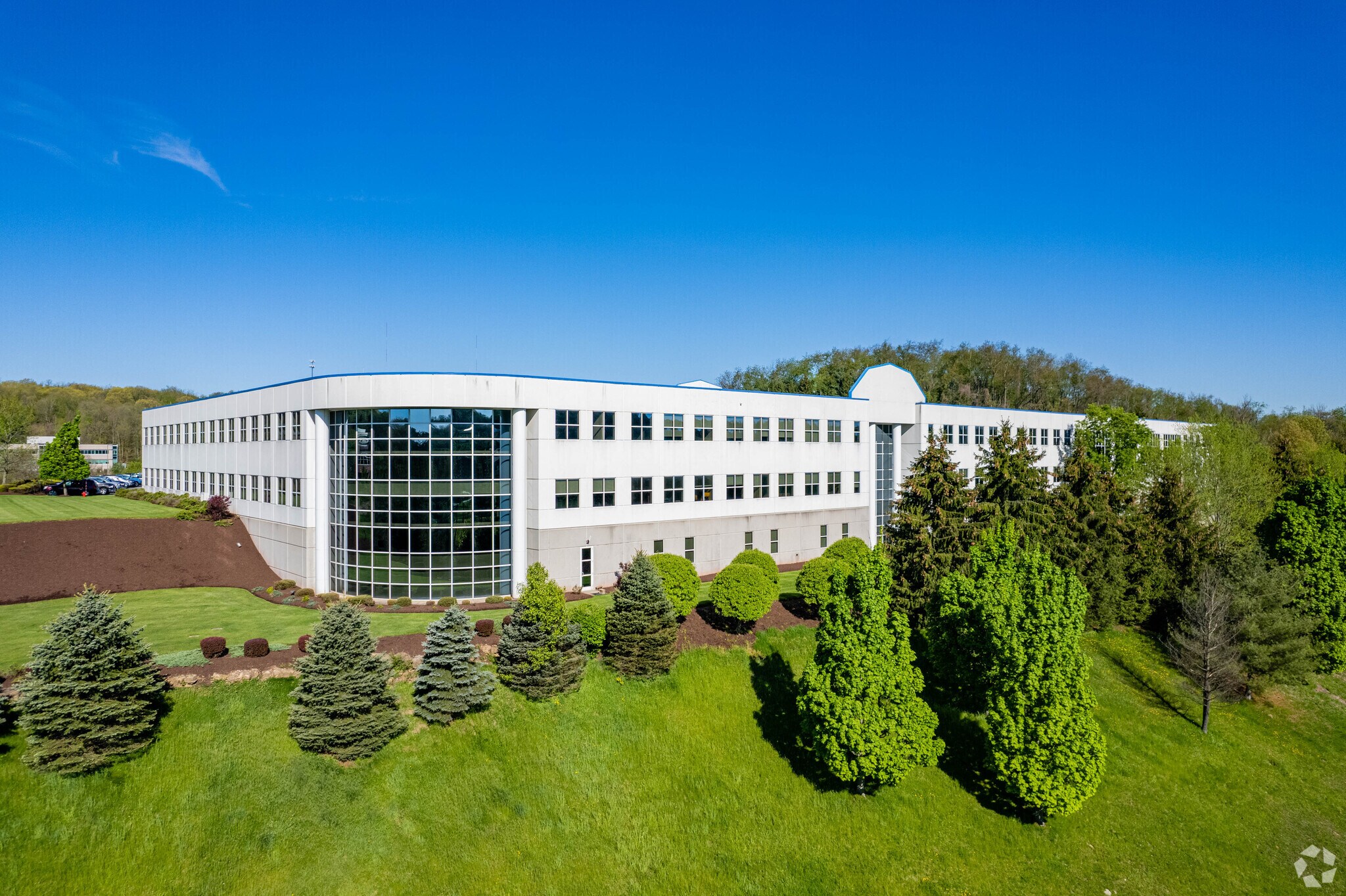 701 Technology Dr, Canonsburg, PA à louer Photo du bâtiment- Image 1 de 18