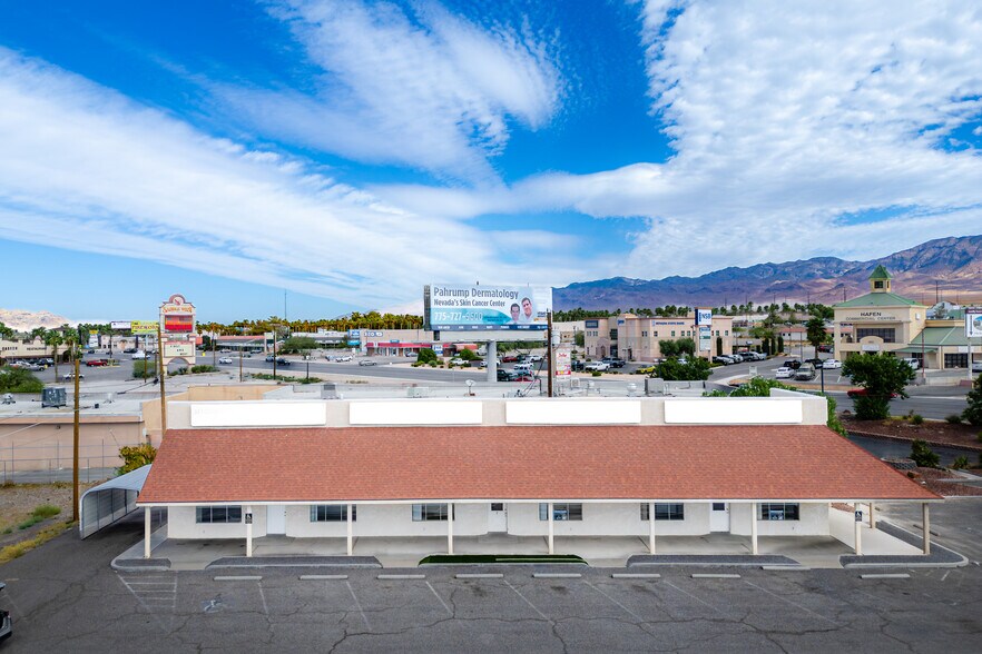 2220 Nevada West Blvd, Pahrump, NV for sale - Building Photo - Image 1 of 36