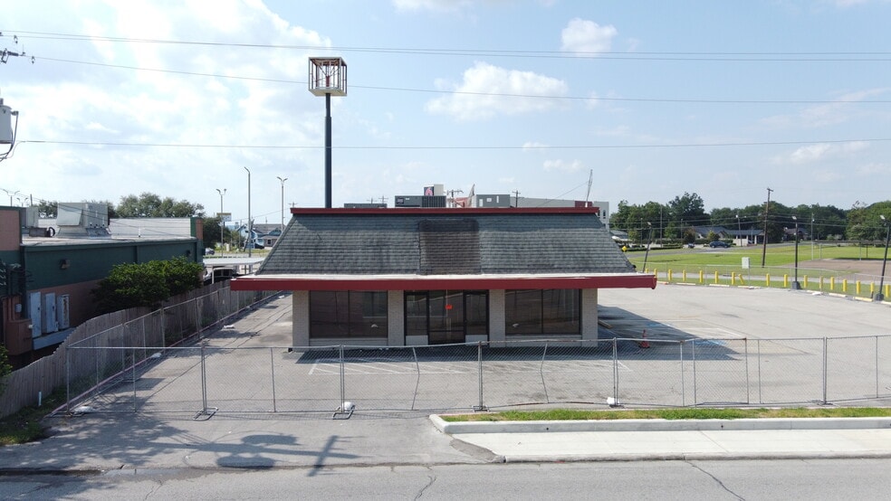 4308 Texas Ave, La Marque, TX for lease - Building Photo - Image 1 of 5