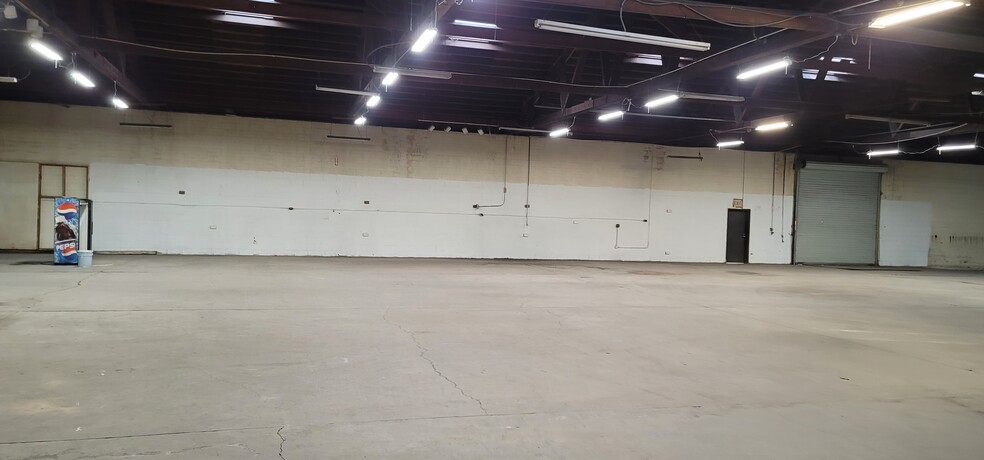 4696 E Waterloo Rd, Stockton, CA for lease - Building Photo - Image 2 of 13