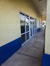 901 N Miami Beach Blvd, North Miami Beach, FL for lease Building Photo- Image 2 of 3