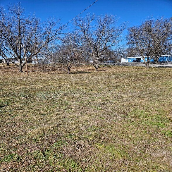 374 Second Street, Langley, OK à vendre - Photo du bâtiment - Image 3 de 5