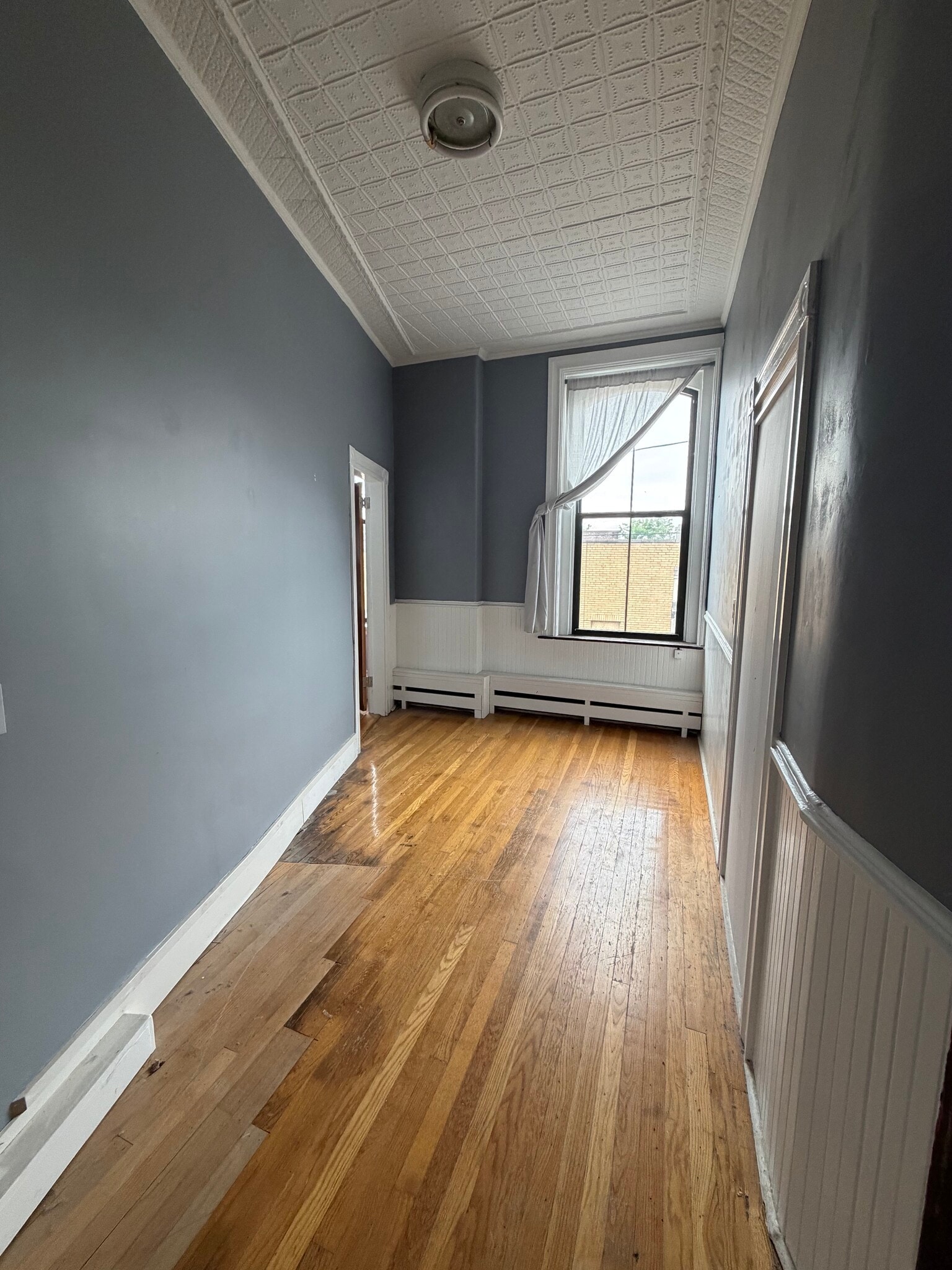 4 State St, Warren, RI for lease Interior Photo- Image 1 of 9