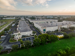 1700 NW 15th Ave, Pompano Beach, FL for lease Interior Photo- Image 2 of 10