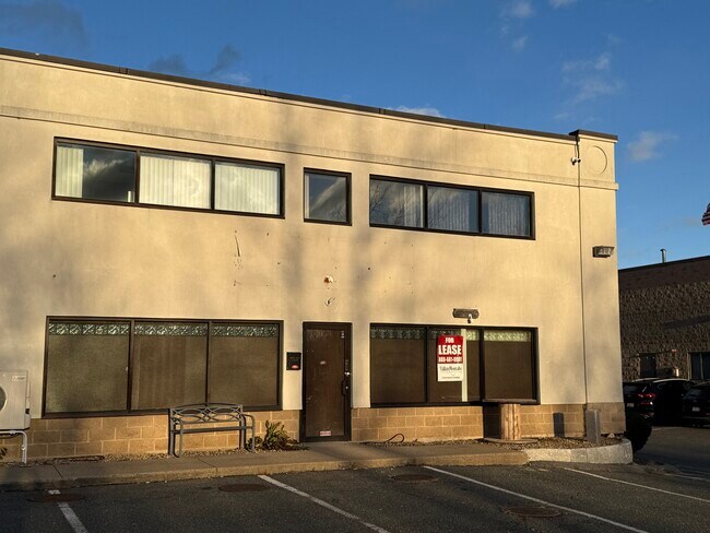 More details for 251 S Main St, Middleton, MA - Retail for Lease