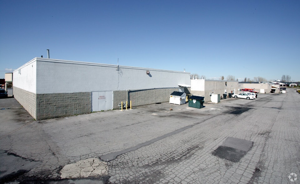 332-354 N Main St, Kaysville, UT for lease - Building Photo - Image 2 of 10