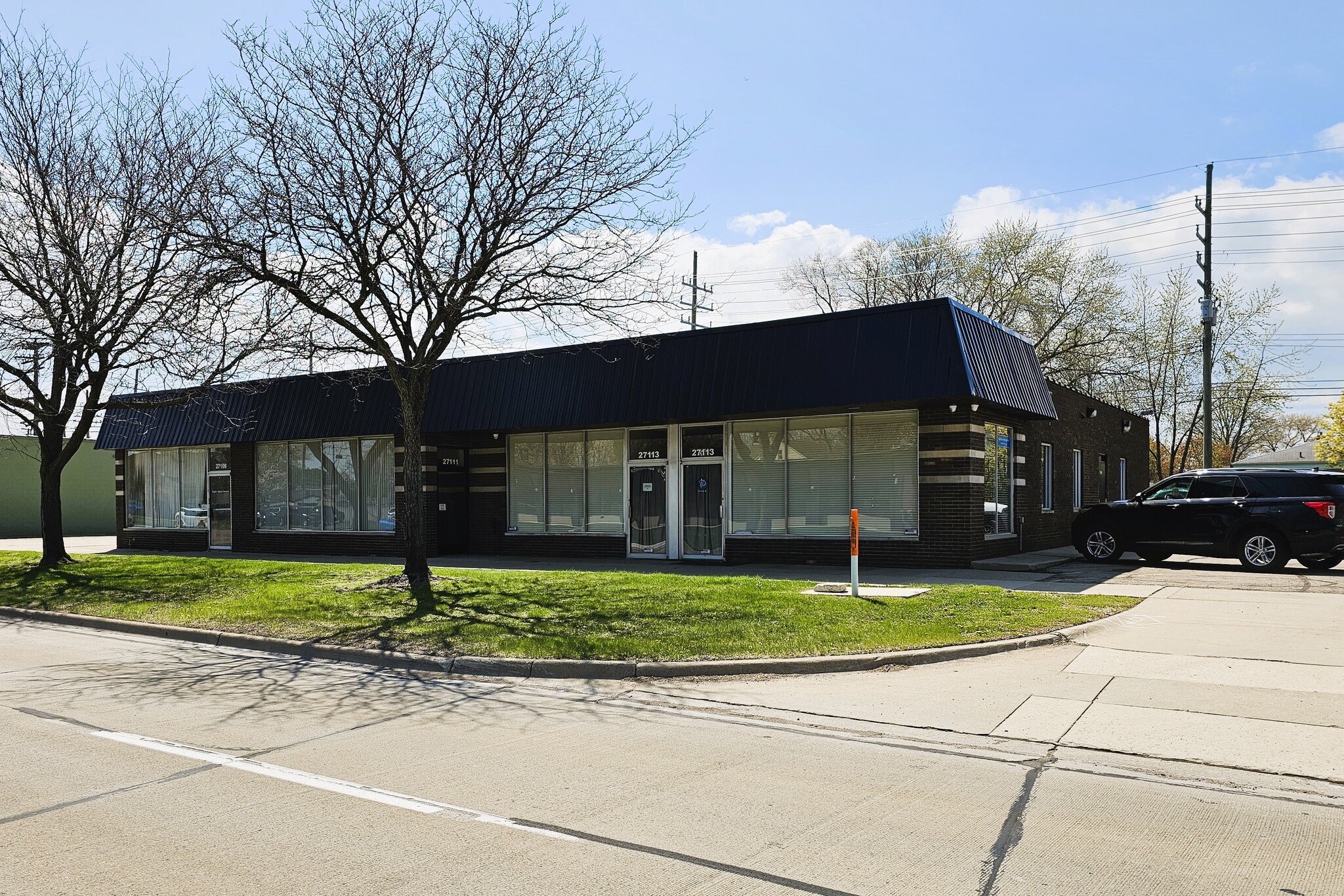 27109-27113 Harper Ave, Saint Clair Shores, MI for sale Building Photo- Image 1 of 1