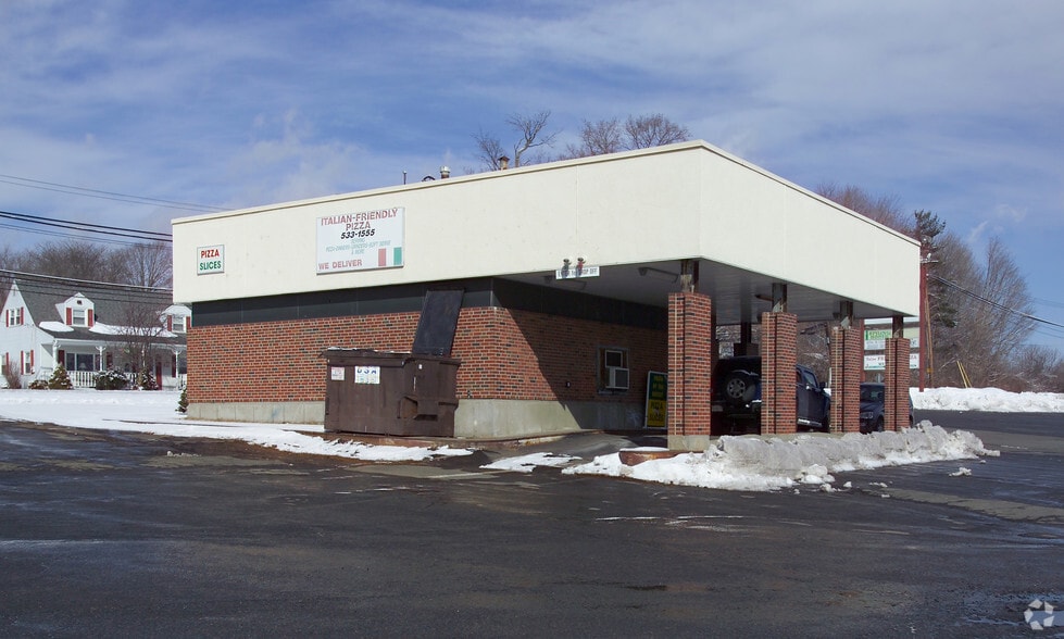 274 Westfield Rd, Holyoke, MA for sale - Building Photo - Image 2 of 6