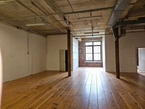 3 Railroad St, Andover, MA à louer Photo intérieure- Image 1 de 16