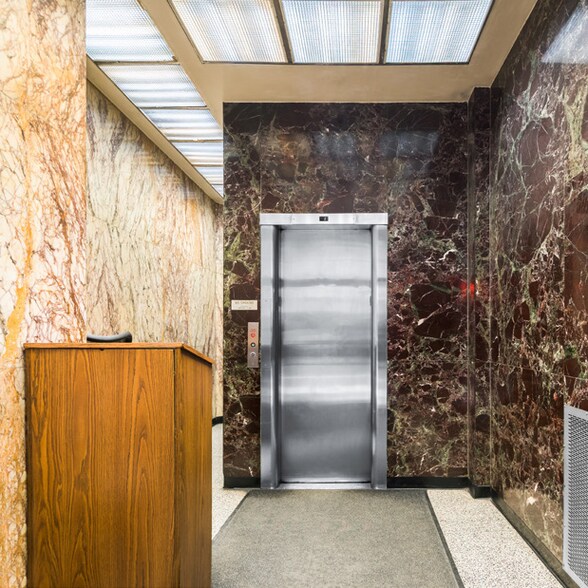149 W 36th St, New York, NY à louer - Hall d’entrée - Image 3 de 11