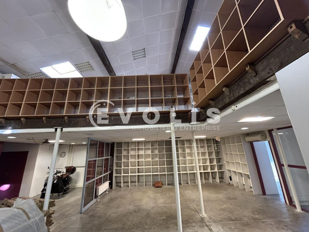 Office in Bègles for sale Building Photo- Image 1 of 9