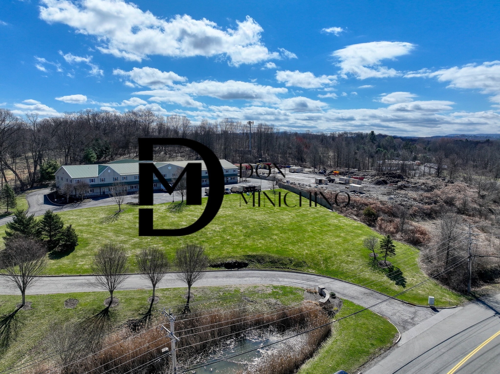 72 Airport Dr, Wappingers Falls, NY à vendre Photo principale- Image 1 de 7