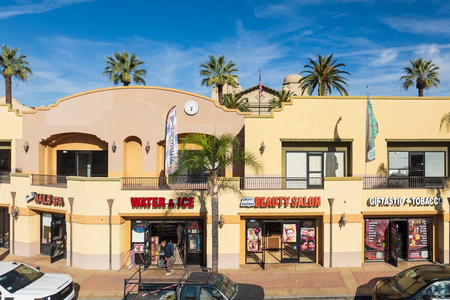 1108 W 2nd St, San Bernardino, CA à vendre - Photo du bâtiment - Image 2 de 4