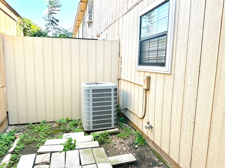 839 Two Forty Pl, Oklahoma City, OK à vendre - Autre - Image 1 de 24