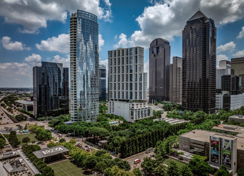 2001 Ross Ave, Dallas, TX à louer - Photo du bâtiment - Image 1 de 59