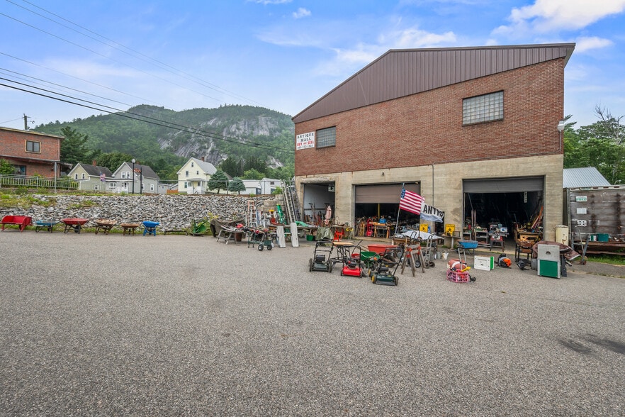 46 Wight St, Berlin, NH for sale - Building Photo - Image 3 of 28