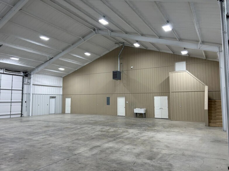 6704 Lair Rd, Amarillo, TX for lease - Interior Photo - Image 2 of 9