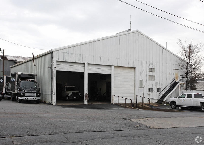 1587 E Taylor Ave, Atlanta, GA for sale - Building Photo - Image 2 of 2