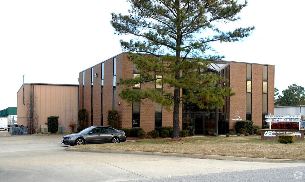 924 Professional Pl, Chesapeake, VA for lease - Building Photo - Image 1 of 3