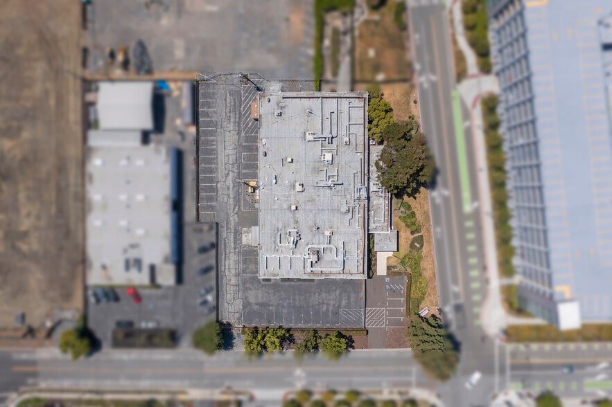 150 Constitution Dr, Menlo Park, CA for lease - Building Photo - Image 3 of 5