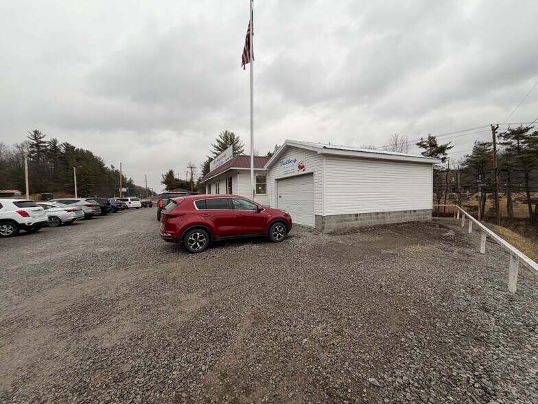 1197 Beverly Pike, Elkins, WV à vendre - Photo du bâtiment - Image 3 de 24