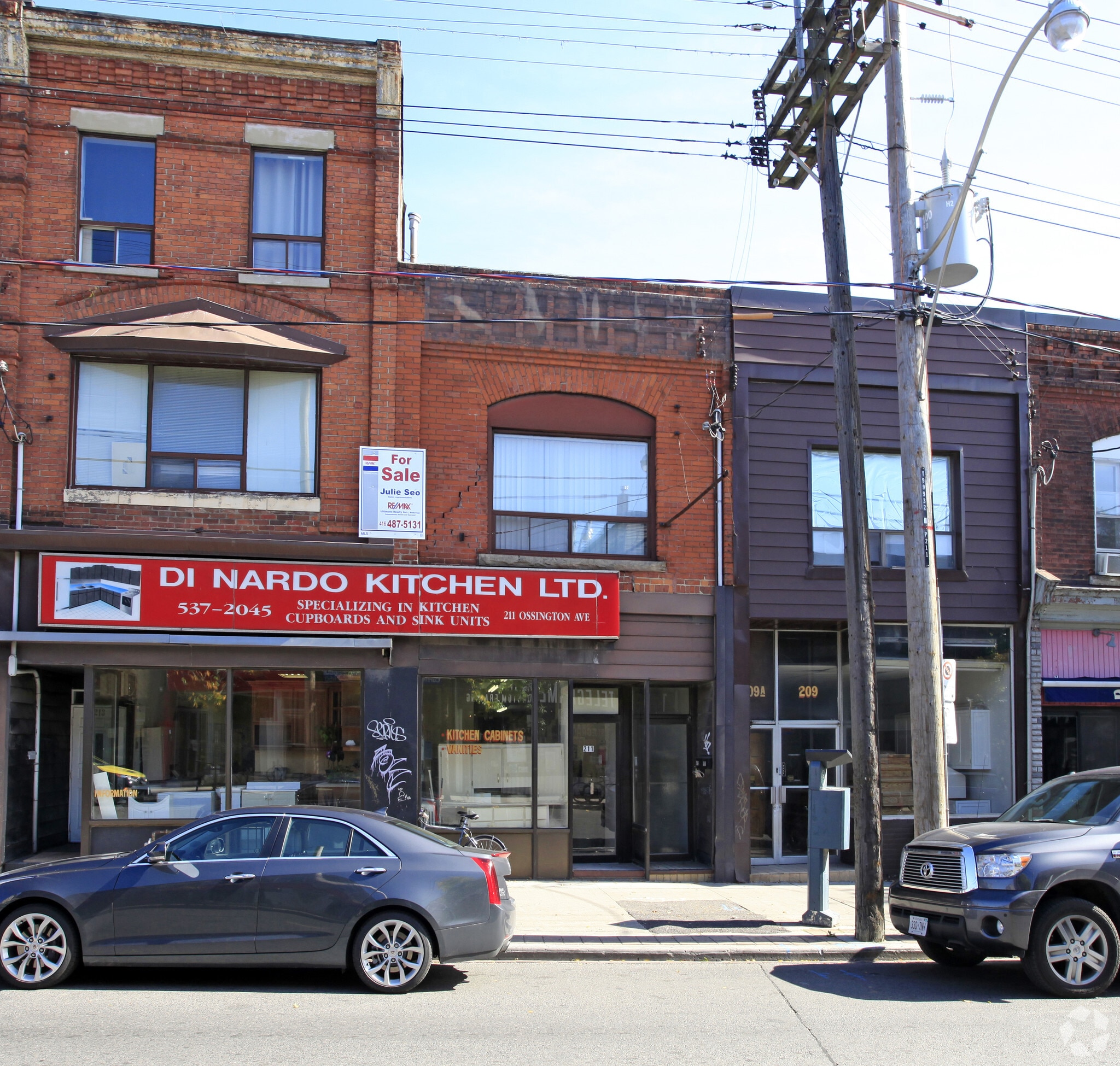 211 Ossington Ave, Toronto, ON à vendre Photo principale- Image 1 de 1