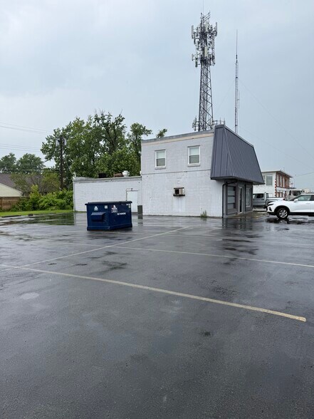 838 Niagara Falls Blvd, Buffalo, NY à vendre - Photo du bâtiment - Image 3 de 16