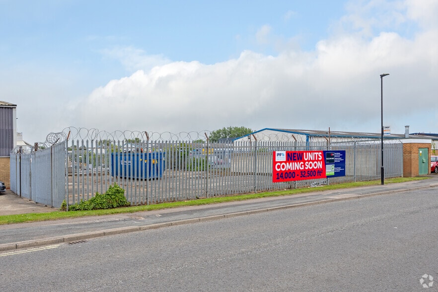 Auster Rd, York for lease - Primary Photo - Image 1 of 1