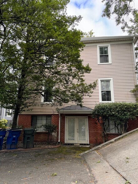 Morgan Street Properties portefeuille de 2 propriétés à vendre sur LoopNet.ca - Photo du bâtiment - Image 3 de 9