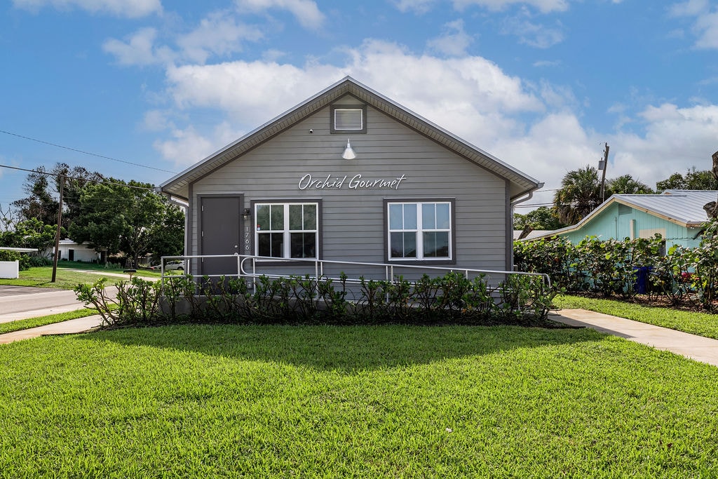 1766 14th Ave, Vero Beach, FL à vendre Photo du bâtiment- Image 1 de 70