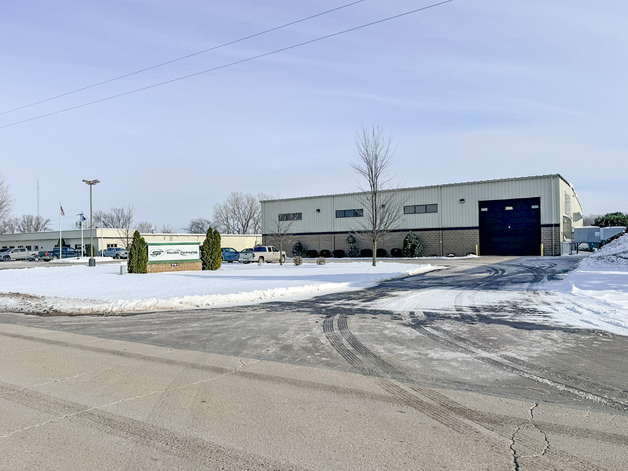 741 Morris St, Fond Du Lac, WI for lease Primary Photo- Image 1 of 18