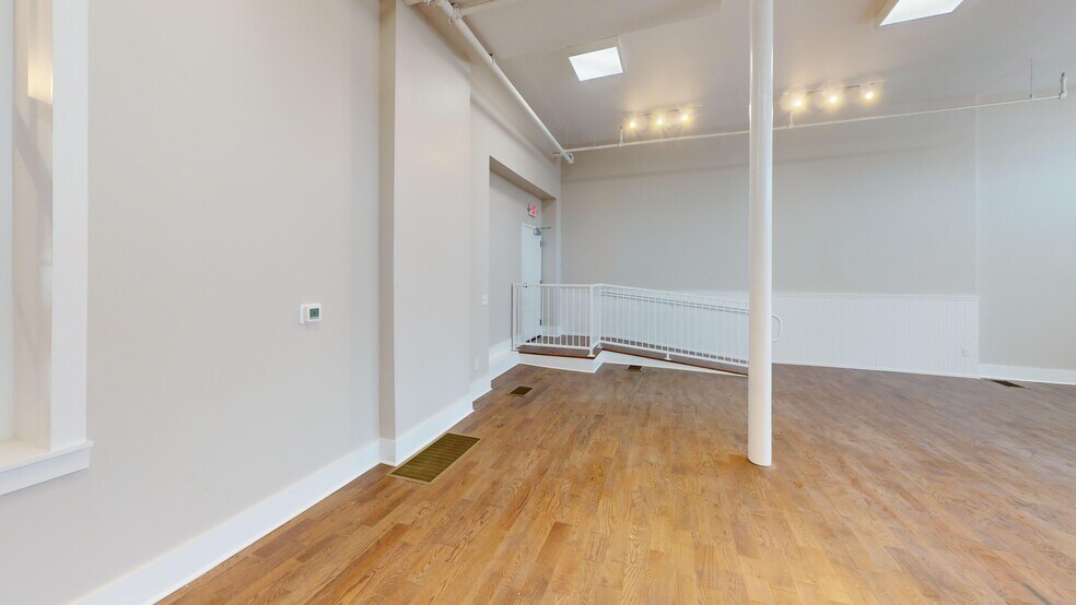 1816 Vine St, Cincinnati, OH à louer - Photo intérieure - Image 3 de 13