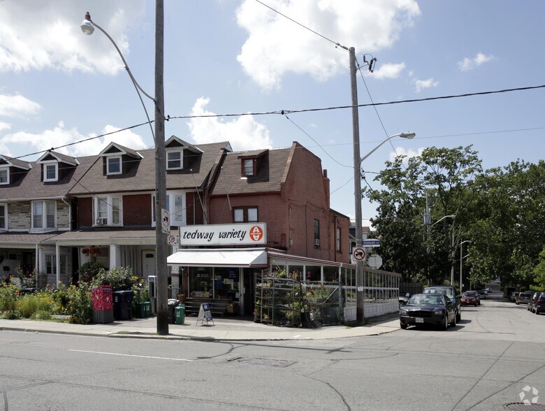 110 Donlands Ave, Toronto, ON for sale - Primary Photo - Image 1 of 1
