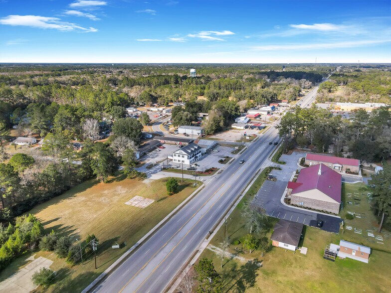 1453 W Oglethorpe Hwy, Hinesville, GA à louer - Photo du bâtiment - Image 3 de 69