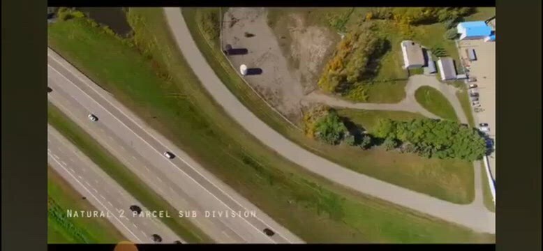 2000 Cottonwood Rd, Innisfail, AB à vendre - Vidéo sur l’inscription commerciale - Image 2 de 5