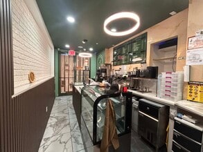 1059 Manhattan Ave, Brooklyn, NY à louer Photo intérieure- Image 2 de 7