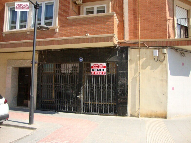 Retail in València, Valencia for sale - Building Photo - Image 1 of 5