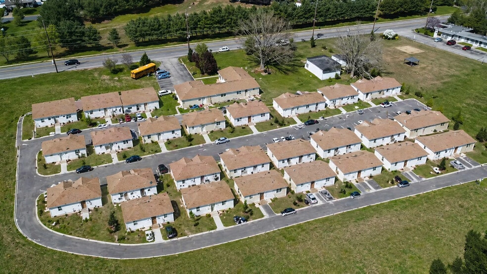 871 Corkery Ln, Williamstown, NJ for sale - Building Photo - Image 2 of 15