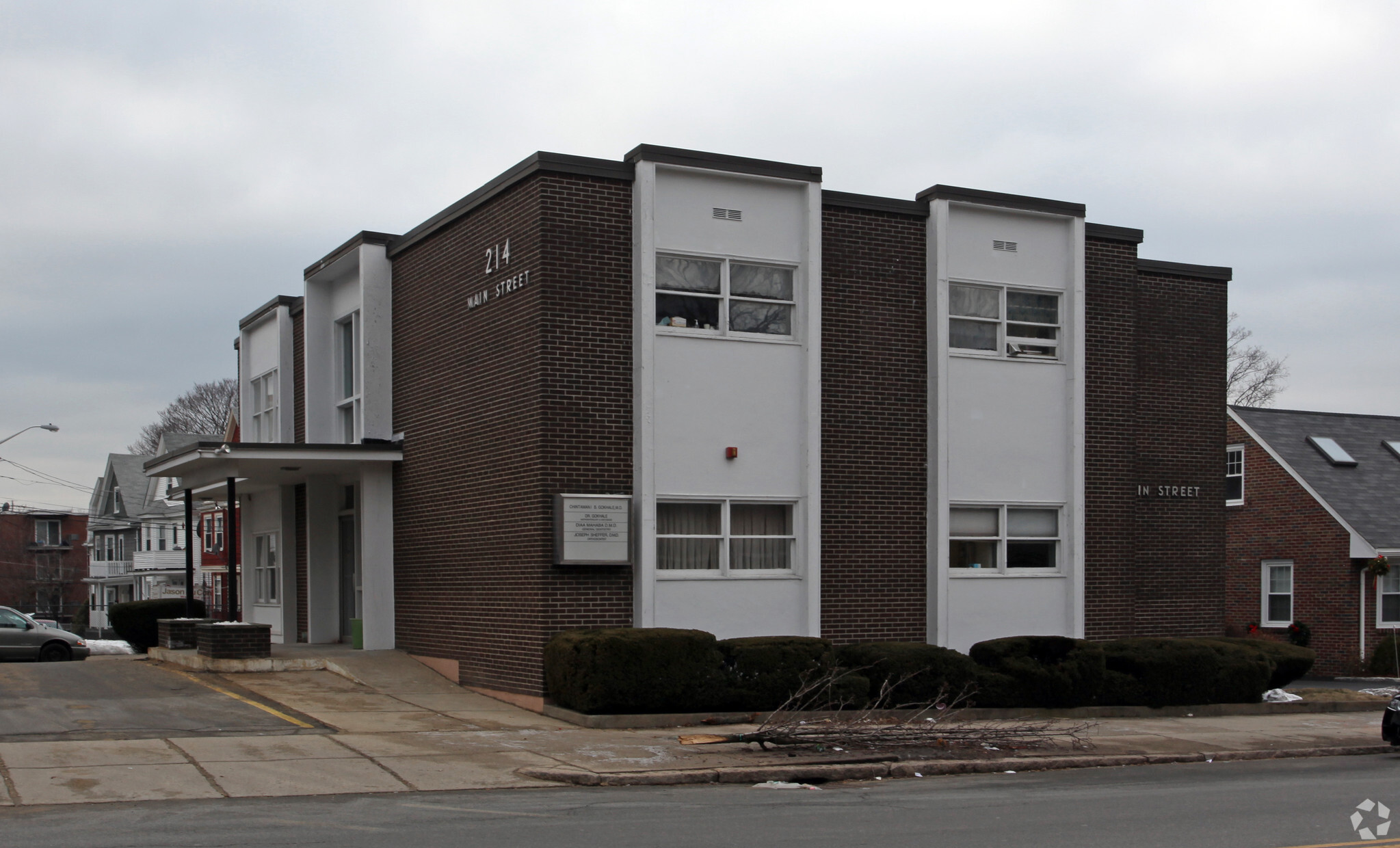 214 Main St, Malden, MA for sale Primary Photo- Image 1 of 1